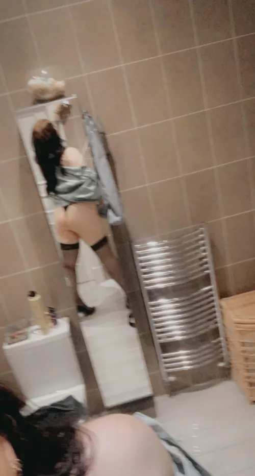 Exactly how fem would you like me to be while you breed me👀🥵