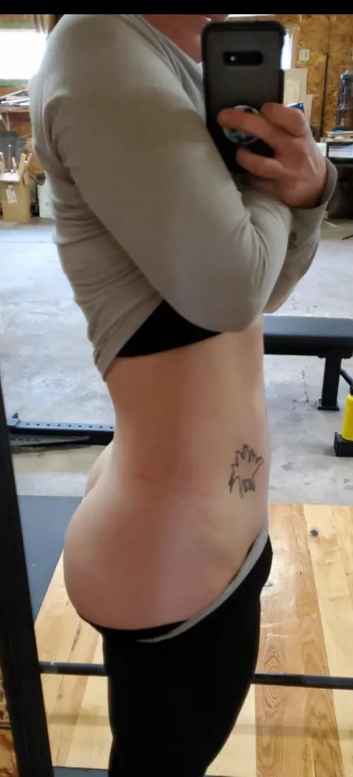 [F] hump day means leg day 😉