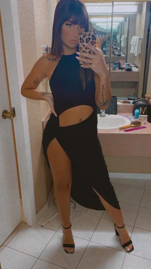 [F25] first post here 😌 hi!