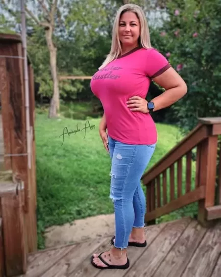 (F)41 mother hustler