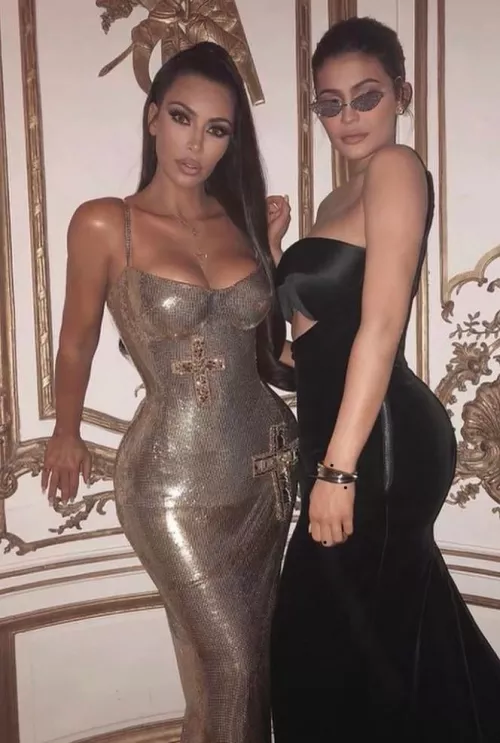 Feeding Kim Kardashian and Kylie Jenner