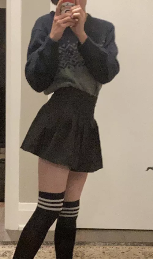 Feelin pretty festive and seasonal rn😎