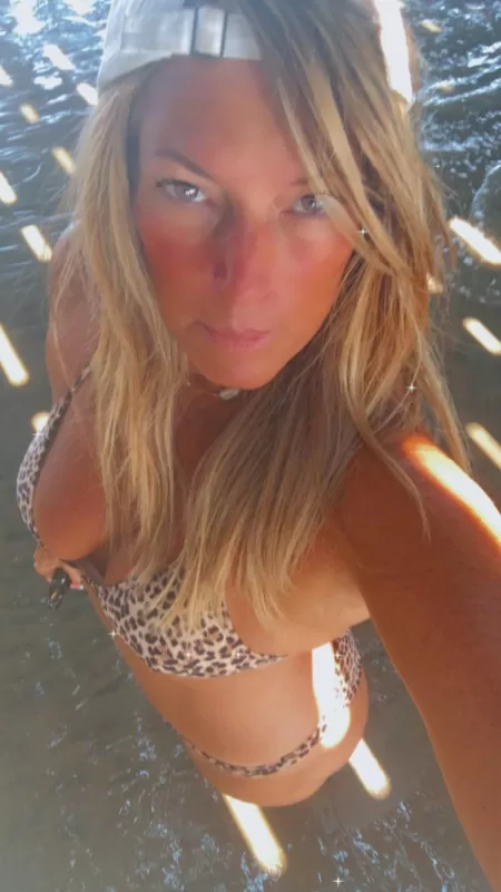 Feelin the Wind in my hair and the Sun on my skin.. what a beautiful day!