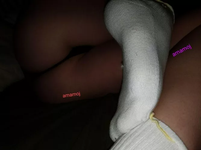 [f]elt artsy and cute, might masturbate later 😈