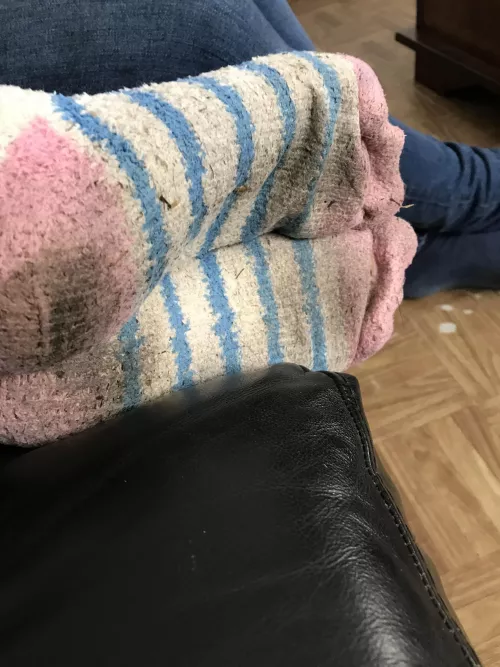 [female] 4 days and I love it wen I take my shoes off and hear someone say god they smell so bad 😈