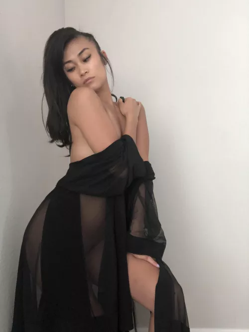 Filipina babe here. 👄