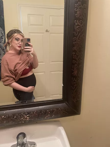 finally a cute bump to show off 😉