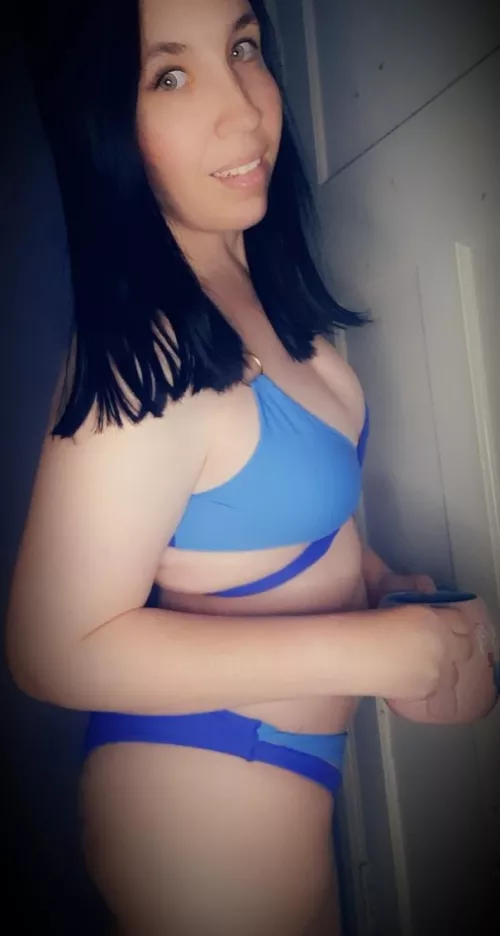 Finish your coffee then let's get wet 😜