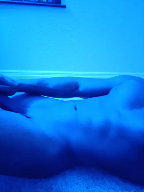 First post let's cuddle (m)