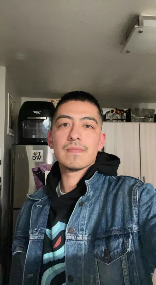 First selfie on Reddit 😳