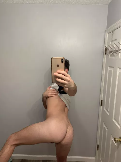 First timer 🥵 DM me