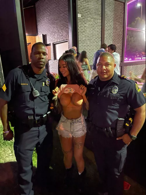 Flashing cops