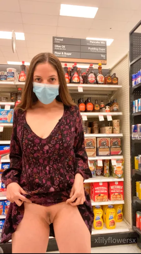 Flashing my vagina in front of Aunt Jemima