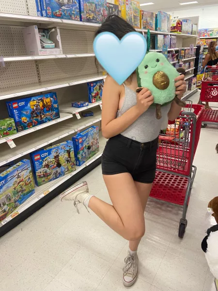 Found the cutest avocado plushie ever🥺🥑💕