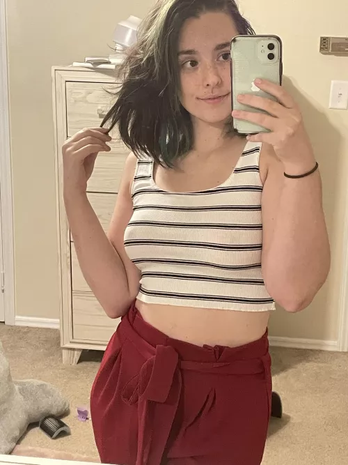 Friends birthday dinner tonight 🥰 I might have a crush on her dad 🙊