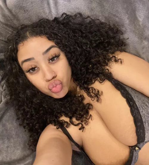 Fucking those fat tits and and then those thick lips. 🤤