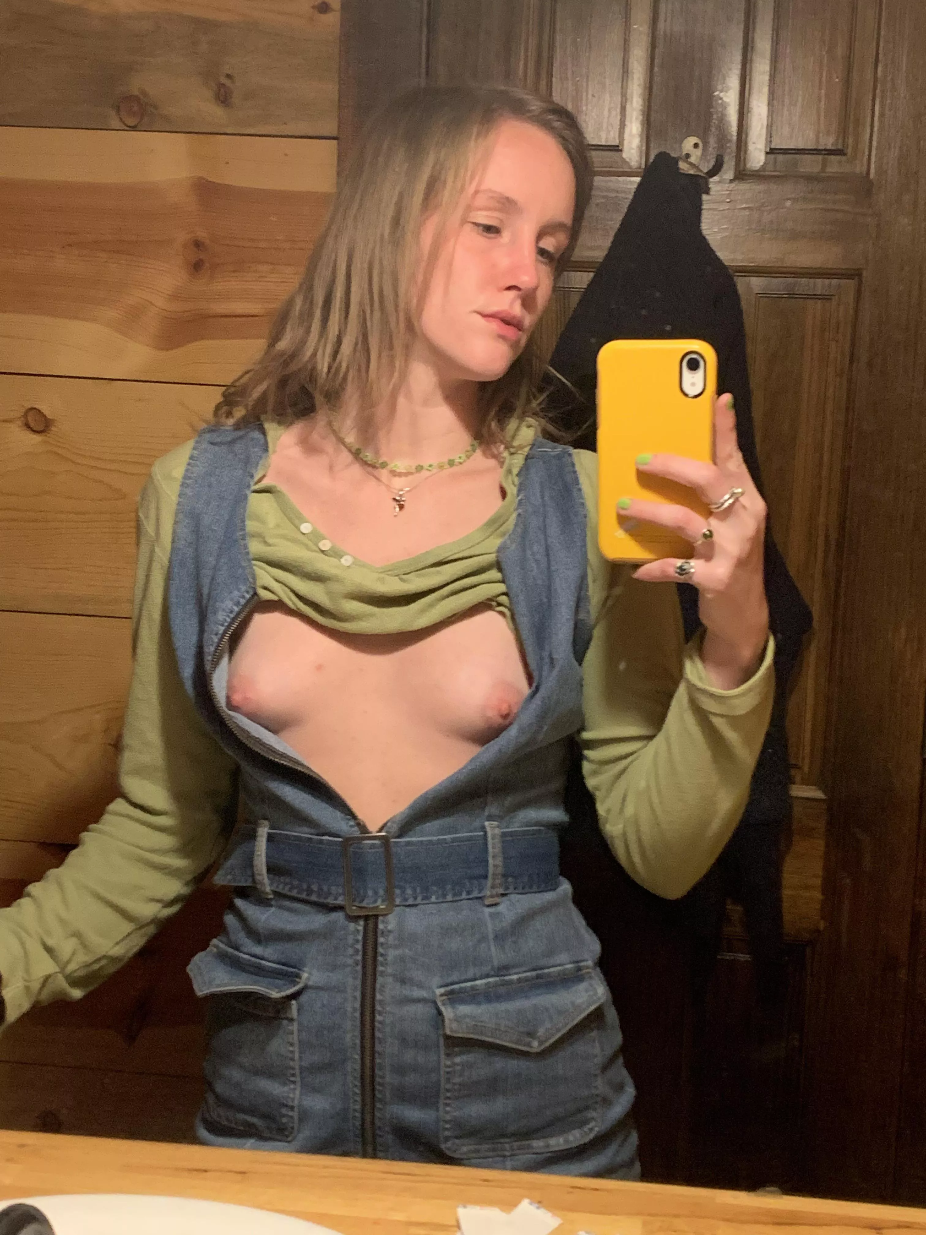Getting ready for my first date with a girl 😳 hope she little tiny titties