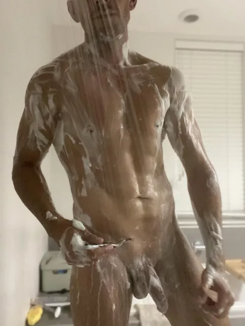 Getting smooth and soft to rock the weekend hard….❤️