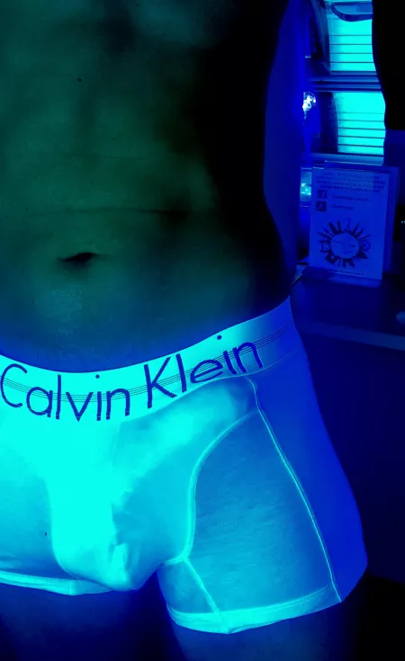 Getting some tan before holiday ☺️