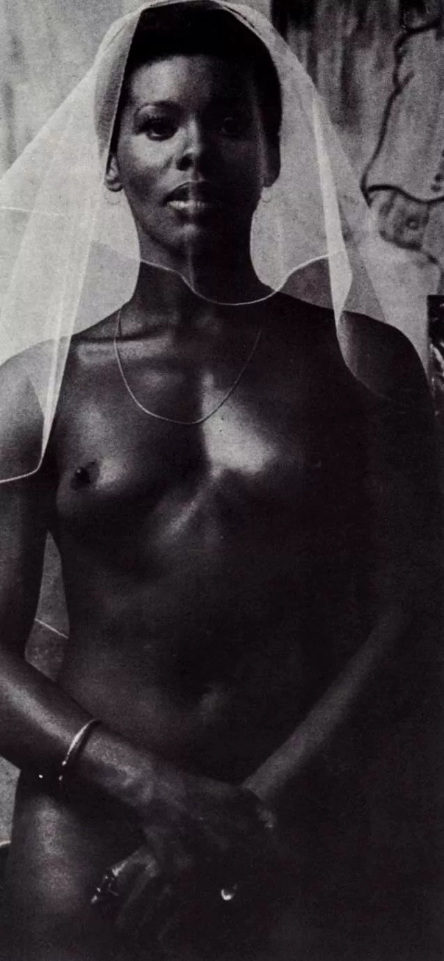 Gloria Hendry Nude