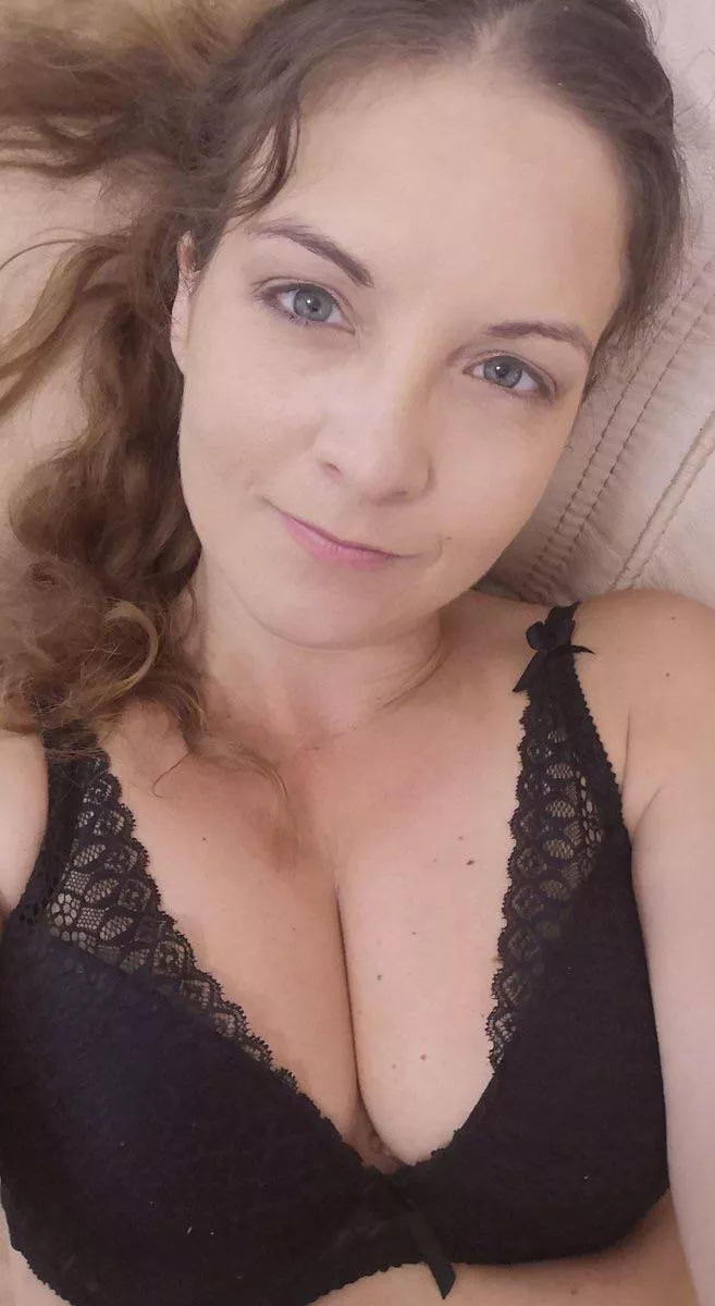 Godddes seeks a submissive sissy newbie who’s ready to be trained , feminized humiliated and be completely owned by Goddess to become a perfect sissy slut Snapchat:Goddesshell12 Godddes seeks a submissive sissy newbie who’s ready to be trained , feminized humiliated and be completely owned by Goddess to become a perfect sissy slut Snapchat:Goddesshell12