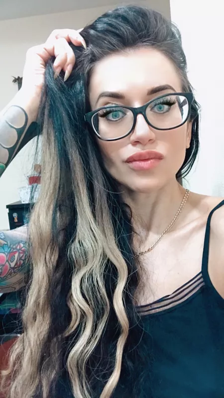 Good morning guys 💋