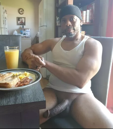 Good Morning! How about a Daddy and some dick to start your day?