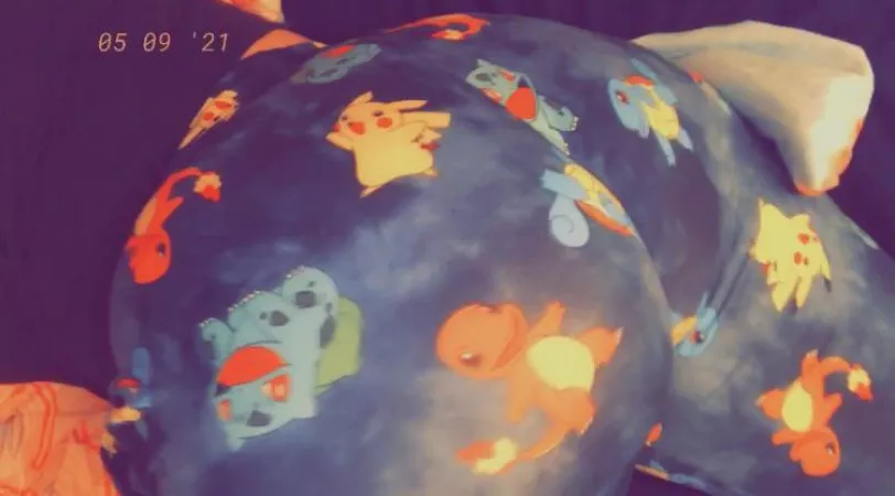 Gotta catch em all ⚡️ 🥴🍑