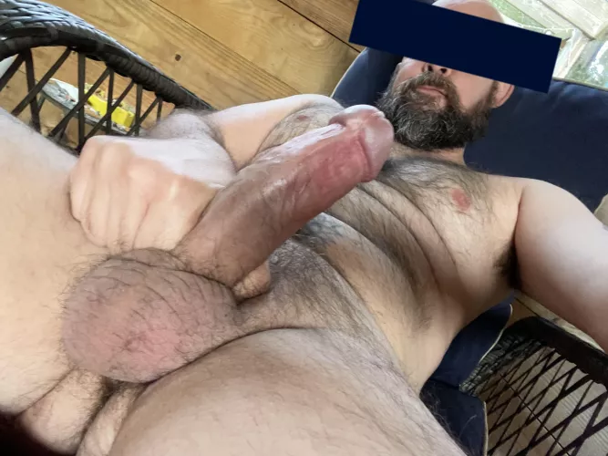 Guess it’s time to shave 🤷🏻‍♂️😜