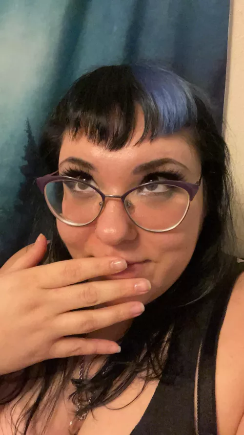 Guess what I’m thinking. 😇😈