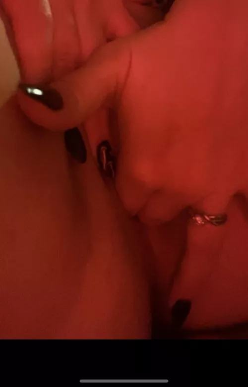 Had fun filming myself tonight 🖤🙊