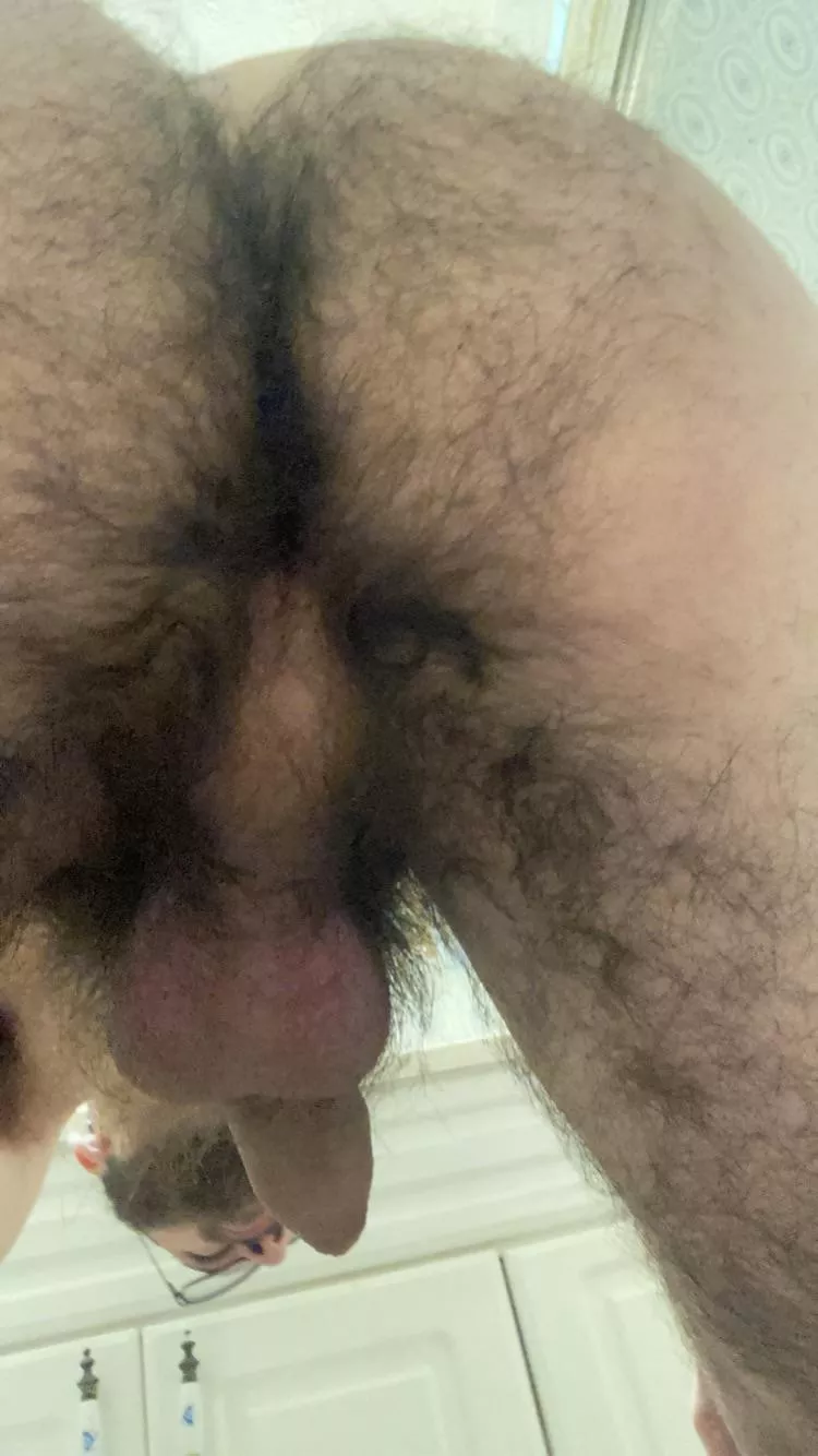 Hairy enough 😏