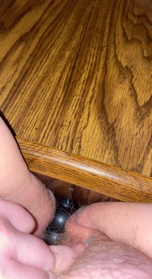 Hard to see since I had to sit down on it to force the wide end first of the medium kong toy, going to try pushing it out later