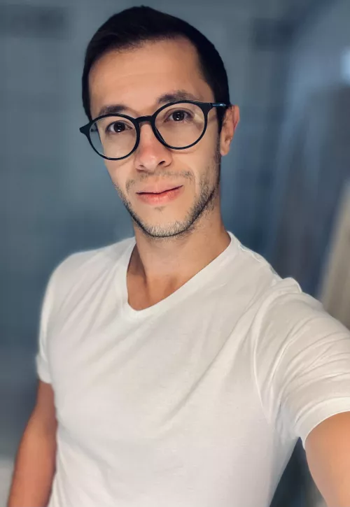 Have a good day - or night, whatever falls right 🤪