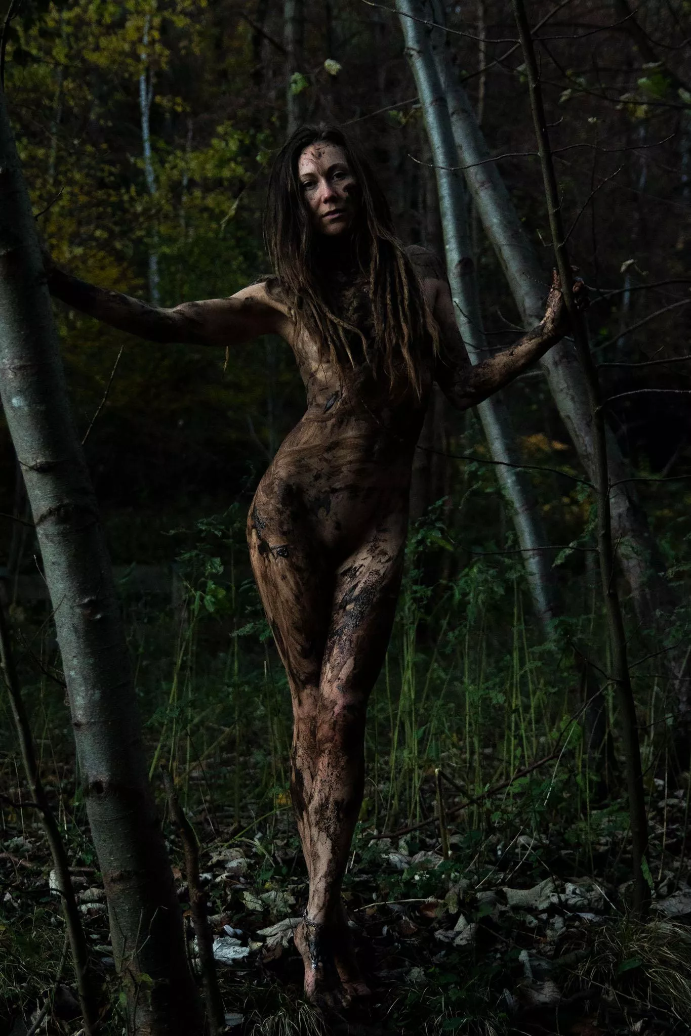 Have you ever just rolled yourself around NAKED in the autumn mud and then stood tall and proud for a picture after, owning your inner child that just let loose and had its time of its life, while you look like a badass QUEEN! 🤣😍🥰 Have you ever just rolled yourself around NAKED in the autumn mud and then stood tall and proud for a picture after, owning your inner child that just let loose and had its time of its life, while you look like a badass QUEEN! 🤣😍🥰