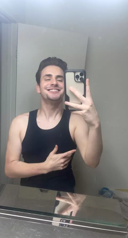 Haven’t smiled in a minute so I thought I’d share this rare phenomenon