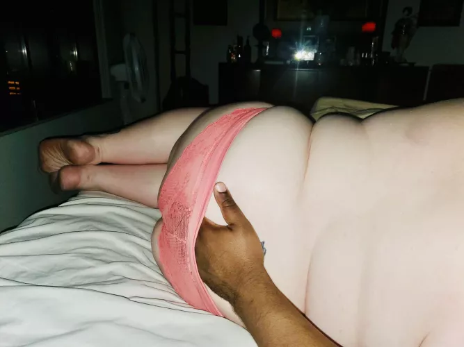 He likes the Booty… 😋