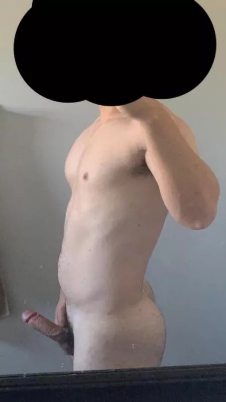 Hearing what strangers think about my body helps me get off