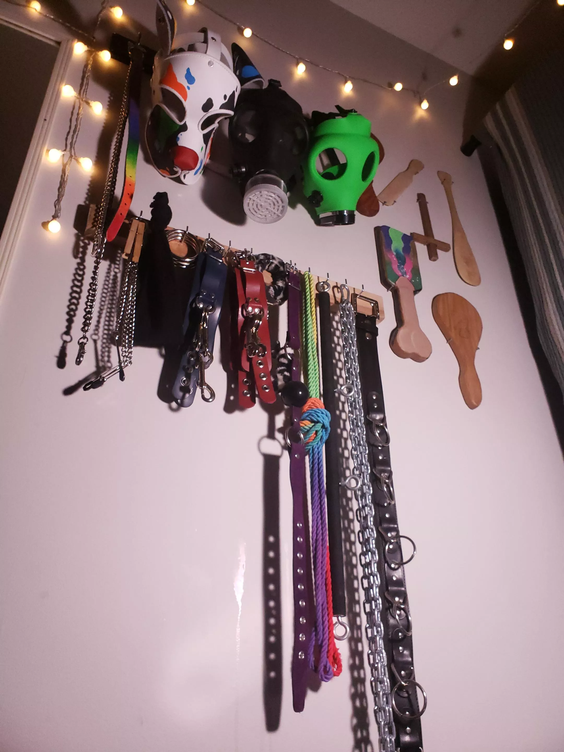 Here's Version 1 of my very first toy wall! Most of the items belong to my partner but I did all the organizing and set up 🥰🤟 (first time posting here, lmk if it doesnt fit the sub!) Here's Version 1 of my very first toy wall! Most of the items belong to my partner but I did all the organizing and set up 🥰🤟 (first time posting here, lmk if it doesnt fit the sub!)
