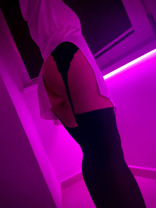 Hey babe ðŸ˜˜ Would you bend me over?ðŸ”žâ¤ï¸â€ðŸ”¥GFEâ¤ï¸â€ðŸ”¥Sextingâ¤ï¸â€ðŸ”¥Long 4K videosâ¤ï¸â€ðŸ”¥Dick ratesâ¤ï¸â€ðŸ”¥Live Camâ¤ï¸â€ðŸ”¥Stripteaseâ¤ï¸â€ðŸ”¥Custom pics and vids and many moreðŸ˜˜ Link in profile âšªï¸ðŸ”µðŸ”žð