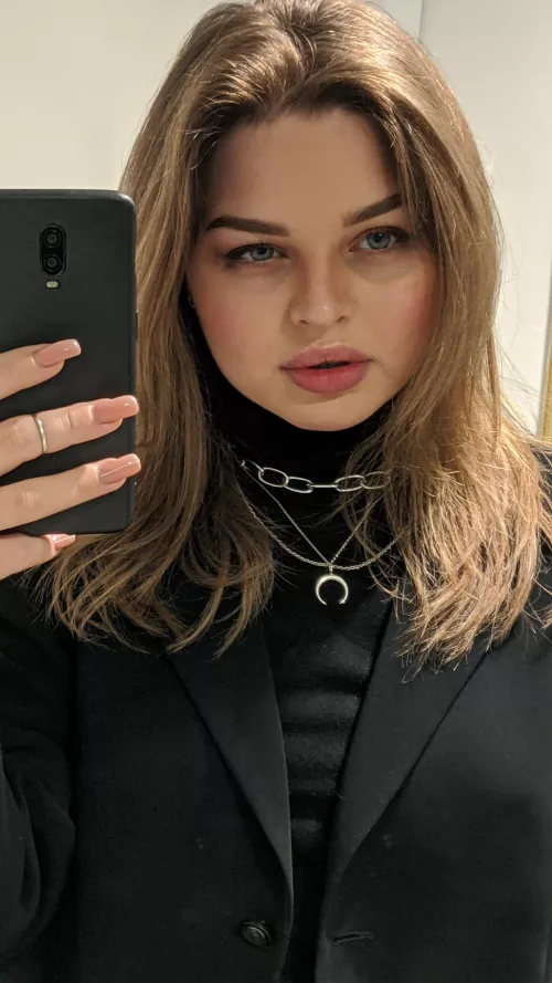 Hey babes, I'm new here but really enjoy to be hot in OF.❤️❤️❤️ Let's talk💋