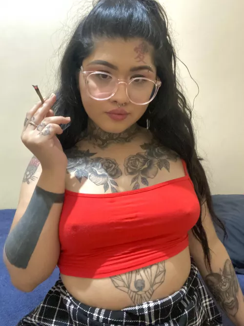 Hey baby do u like red?