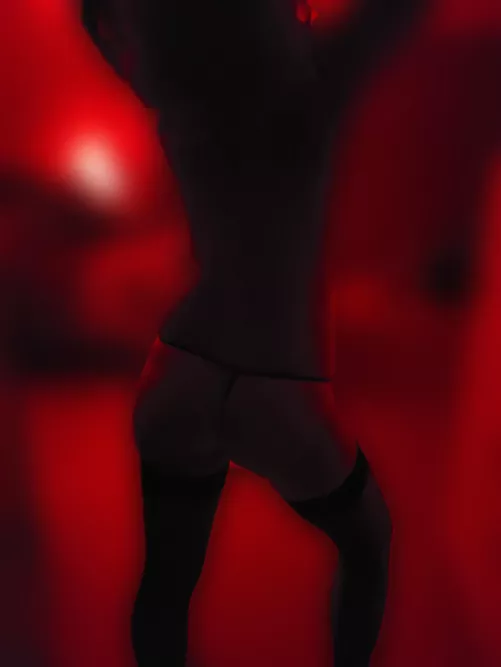 Hey yall! 40yr old pregnant southern bell! Loving these curves! Hope yall do to! You should see the front shots of this shoot!💋💋💋💋