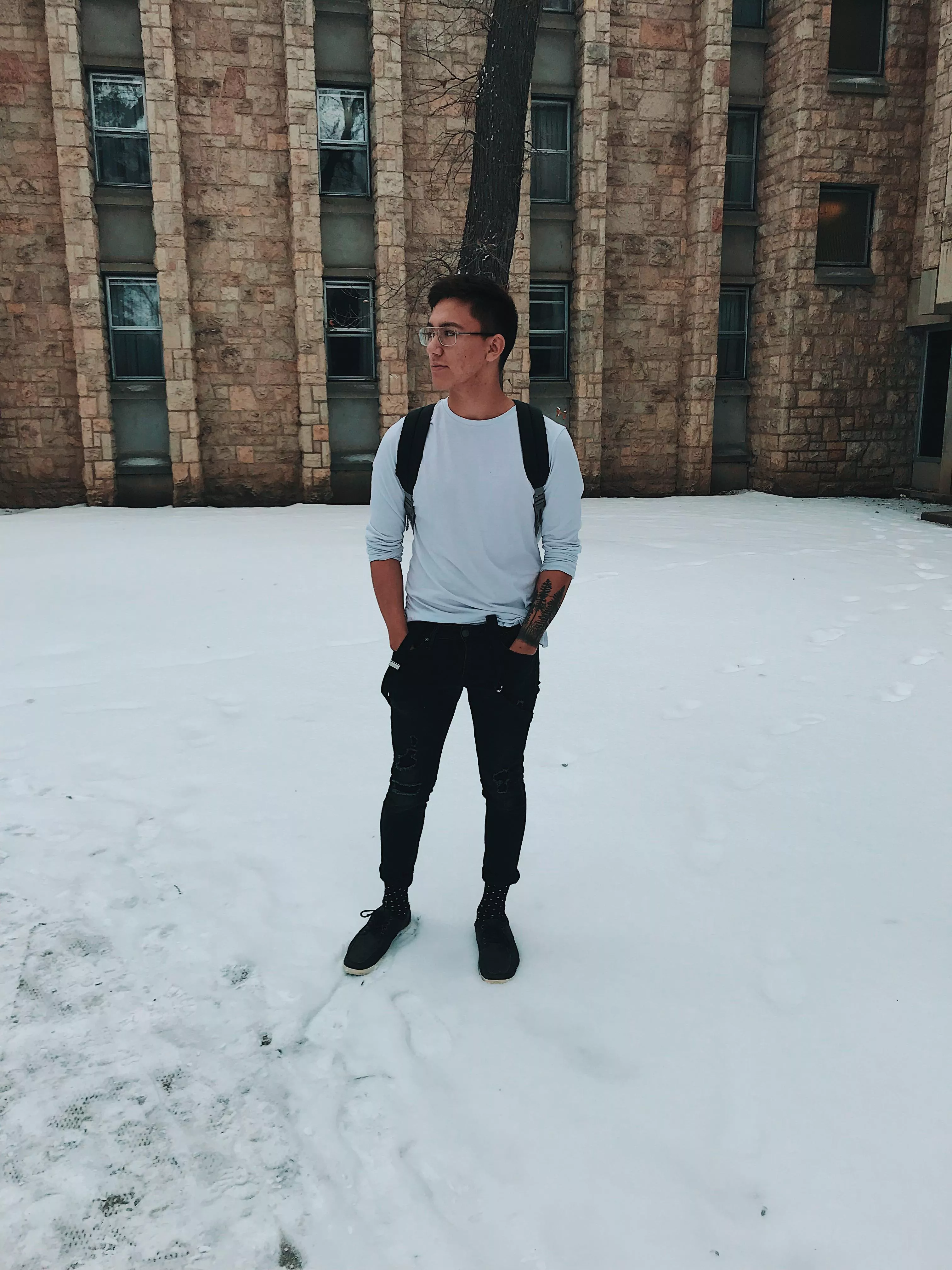 Hi