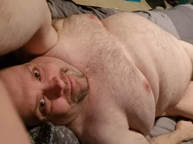 Hi, looking for some new friends.