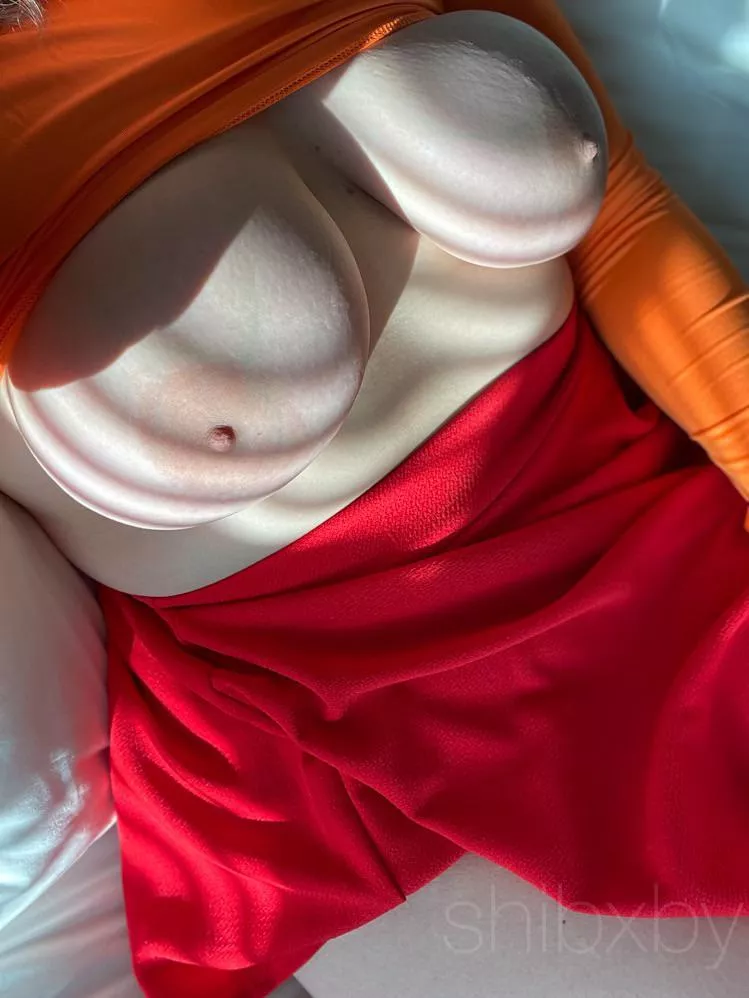 hi there 🤍 i'm shibxby, let's get to know eachother! 50% off in the comments below! ⤵️