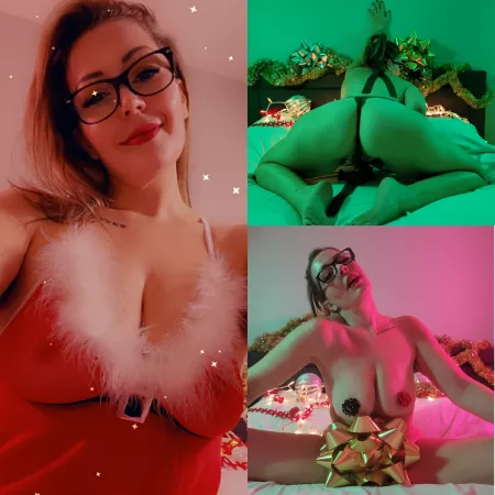 Ho ho ho! 🎄🎁 Do you think I'm making the nice or the naughty list this year? 😇😈 Check out all my new content (including new panty stuffing videos 🥵🔥🥵🔥) Let me bring you some holiday cheer today baby 💋💋