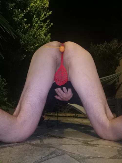 Hope neighboor are behind the windows 😇😋