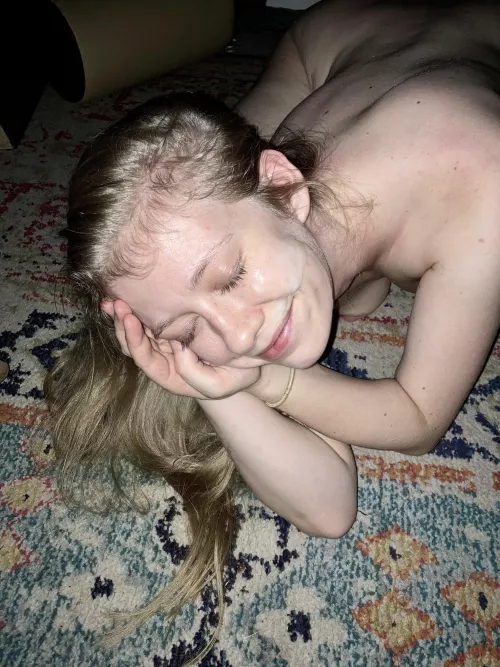 Hope you don’t mind the lack of makeup. Had to share, he fucked me hard on the floor and left me with a yummy cum mustache 😋