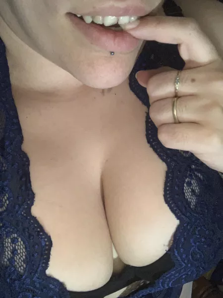 Hot and Bothered @foxyislandsoul